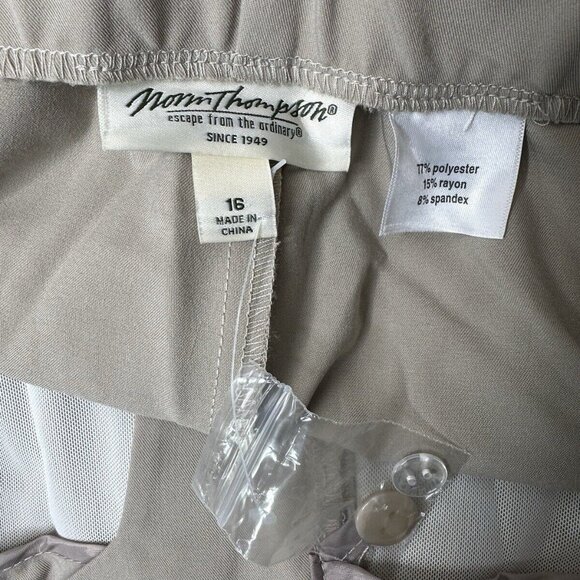 Norm Thompson Womens Pants Size 16 Beige Khaki Elastic Waist Zip Up w/ Pockets - Picture 4 of 5